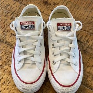 White Converse low tops